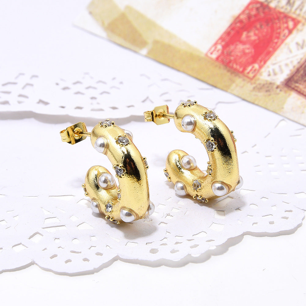 Women's Fashion U-shaped Copper Inlaid Zircon Pearl Earrings