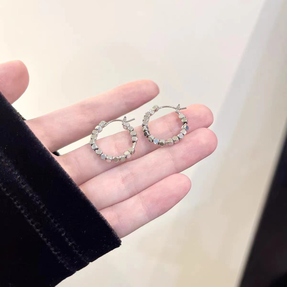 Women's Fashion Temperament Geometric Earrings